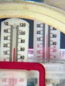 Ανάγνωση των θερμομέτρων αλκοόλης σε πραγματικό χρόνο με υπερ-υψηλή ευκρίνεια